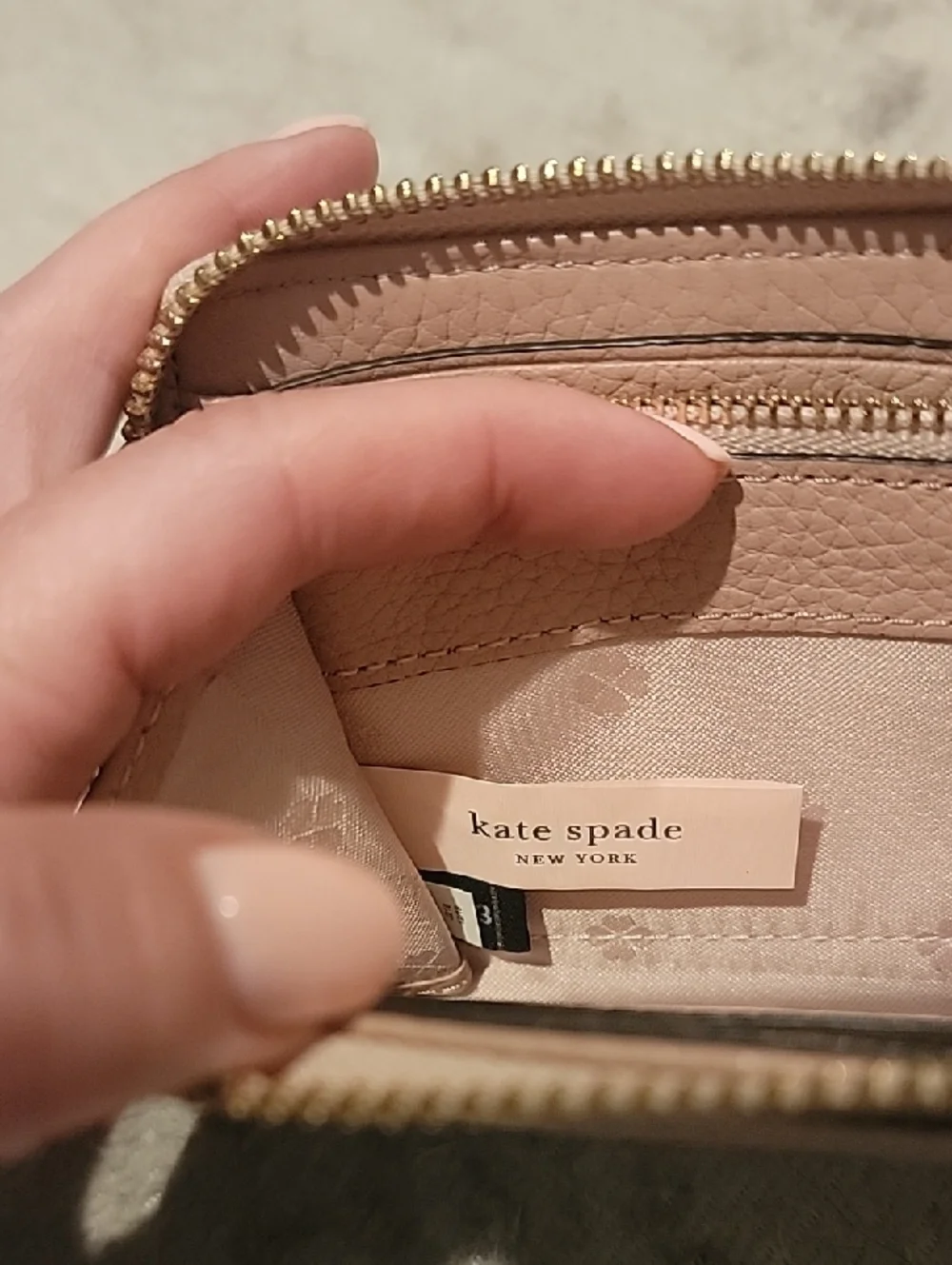 kate spade Pebbled Leather Zip Wallet in Blush Pink with Pink And Gold Spade